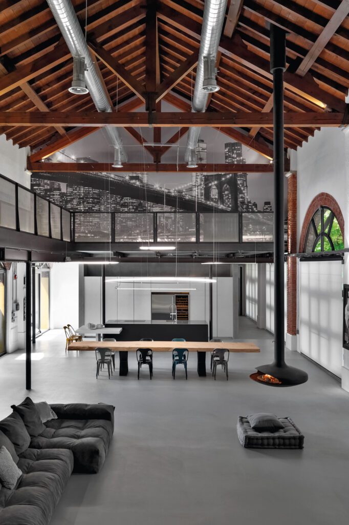 Chiemsee-oefen_holzkirchen_designkamin_holz_gyrofocus_vitre_schwarz