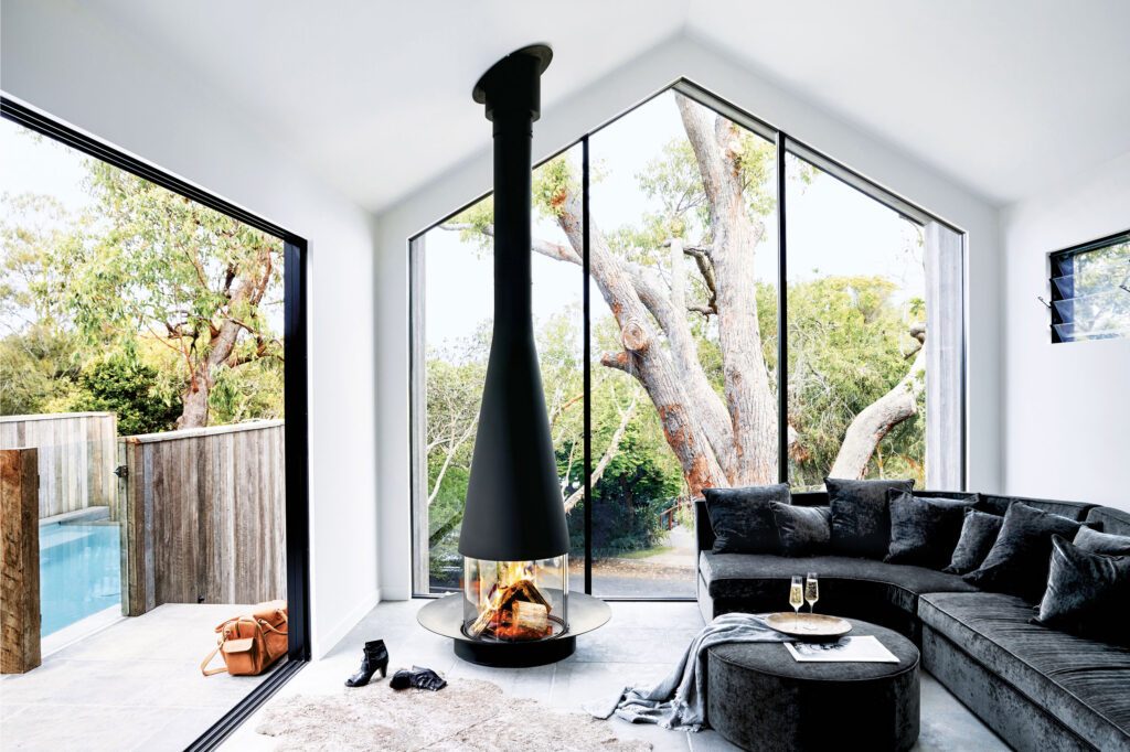 Chiemsee_oefen_filiofocus_zentral_1600_holz_kamin