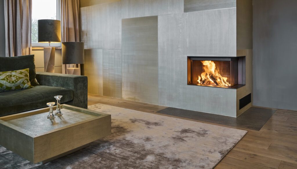 Chiemsee_oefen_rottach_egern_kalfire_heizkamin_veredelte_oberflaeche_wohnwand